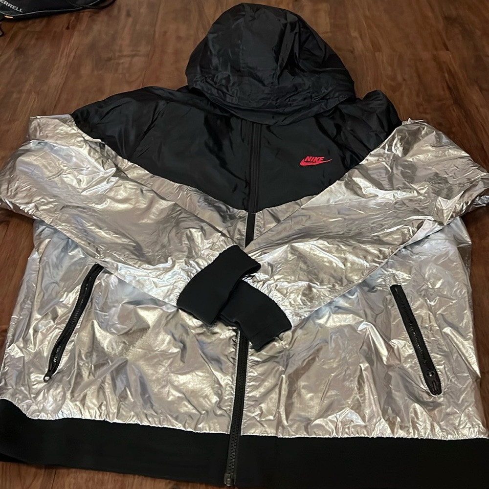 Nike zip up windbreaker
